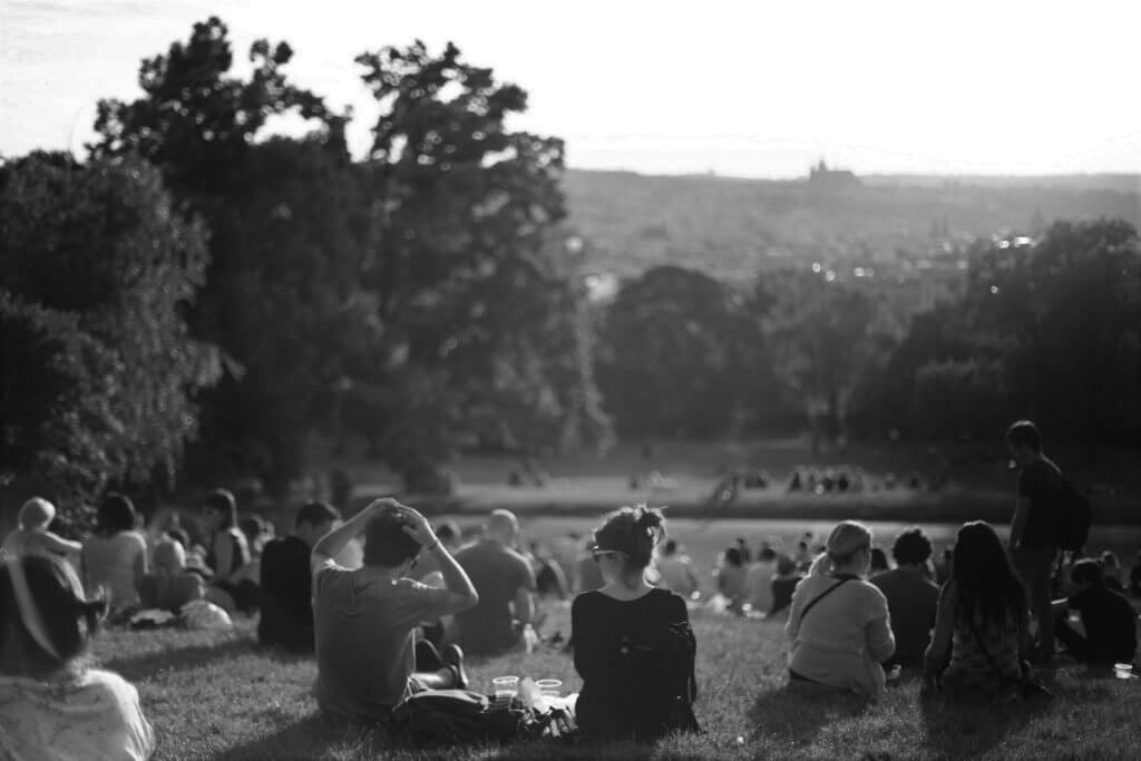 İnsan olarak yaşamak - cemrealyuz.com